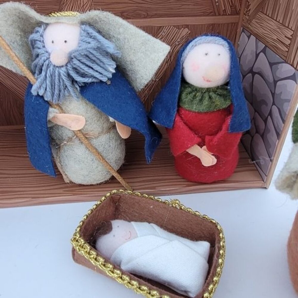 New Felt Nativity Christmas Home Decor Folk Art boutique Mary Joseph Jesus - Picture 5 of 10